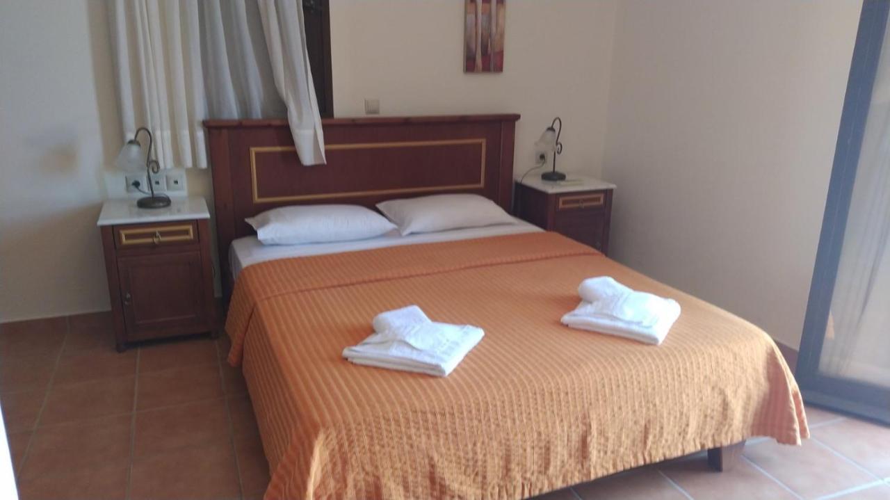 Douliana Villas ภายนอก รูปภาพ